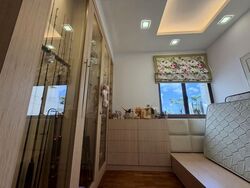 Seletaris (D27), Condominium #538995861